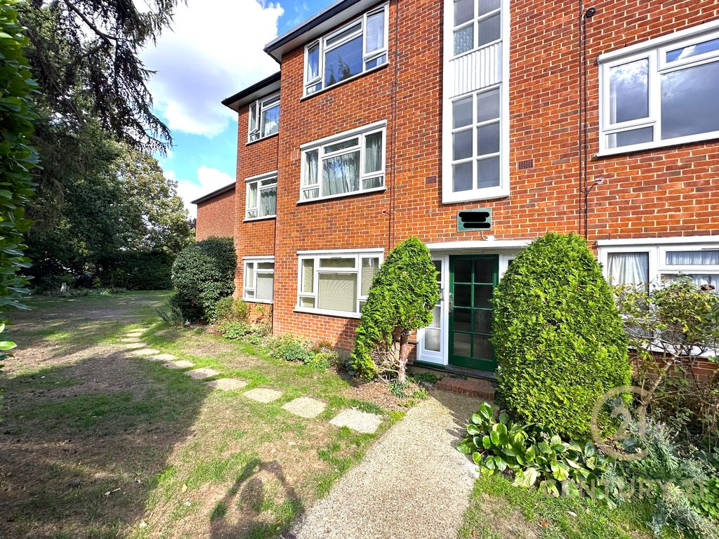 Property photo 1 of 8