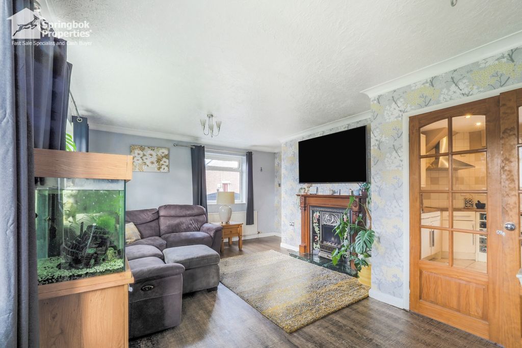 Property photo 3 of 14 Image 2