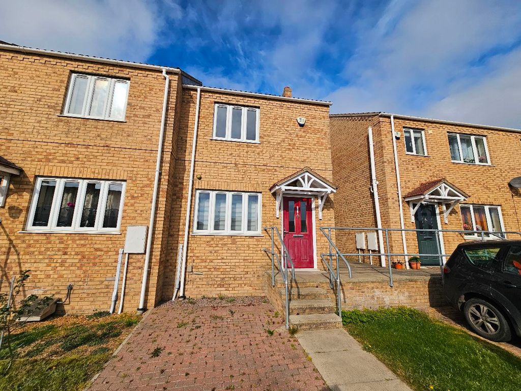 Property photo 1 of 20