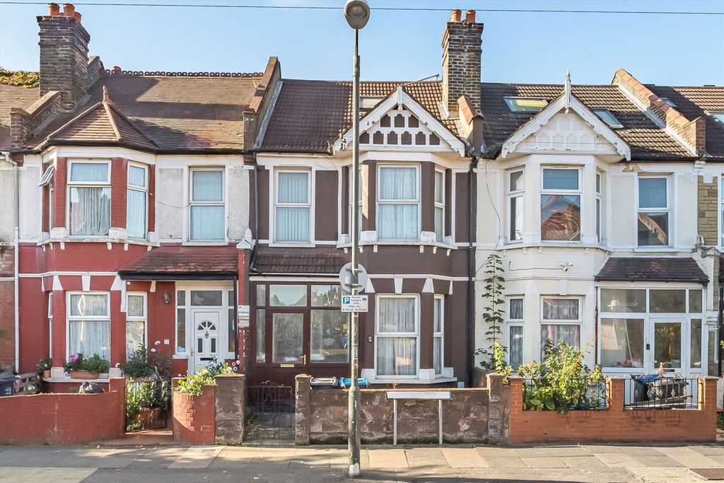 Property photo 1 of 8