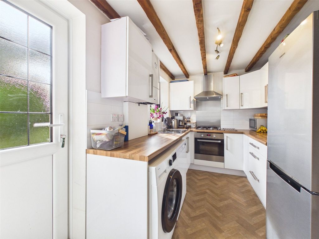 Property photo 3 of 12 Picture No. 06