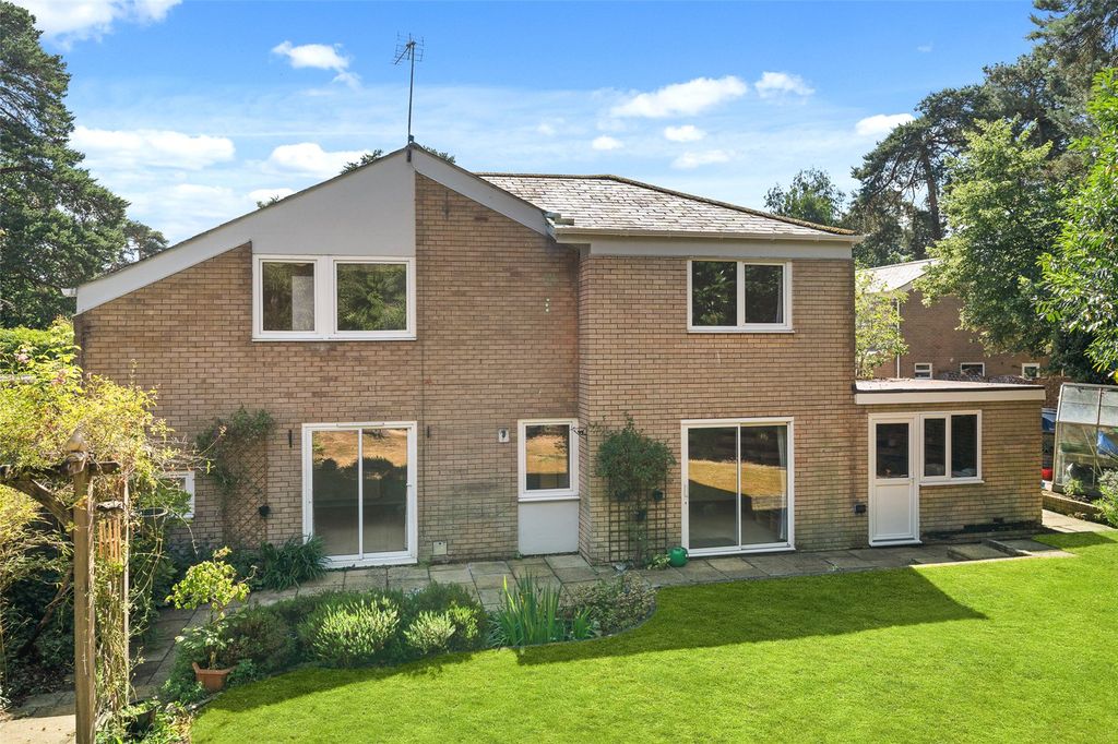 Property photo 1 of 17 Picture No. 21
