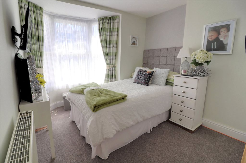 Property photo 2 of 15 Picture No. 04