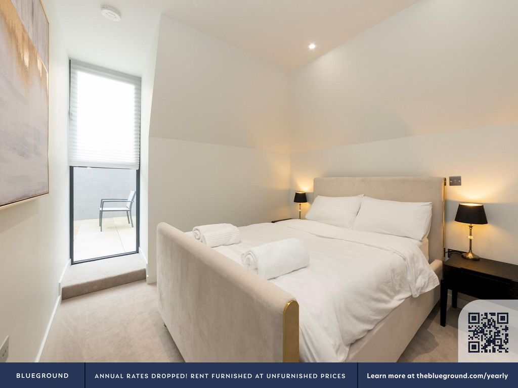 Property photo 3 of 28 Bedroom