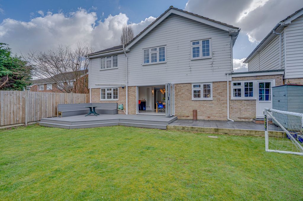 Property photo 3 of 23