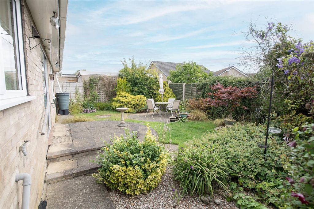 Property photo 2 of 43 6Londesboroughroad010.Jpeg