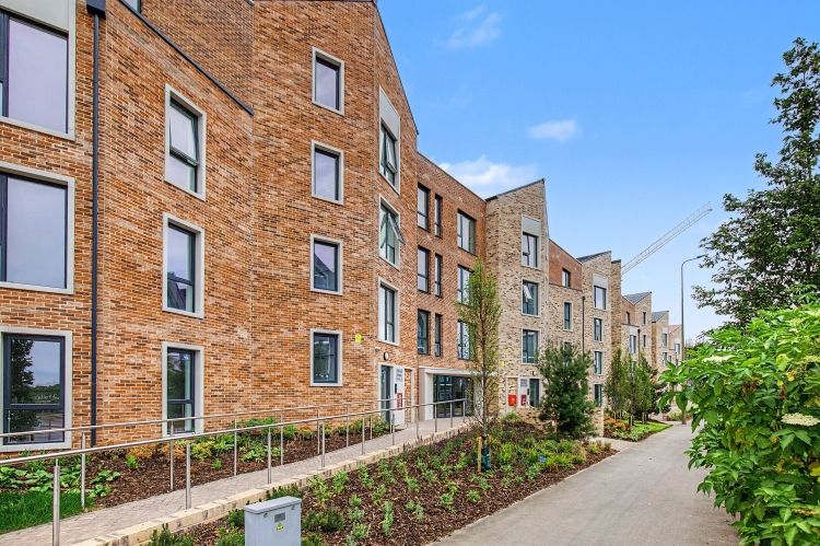 Property photo 1 of 11 330039