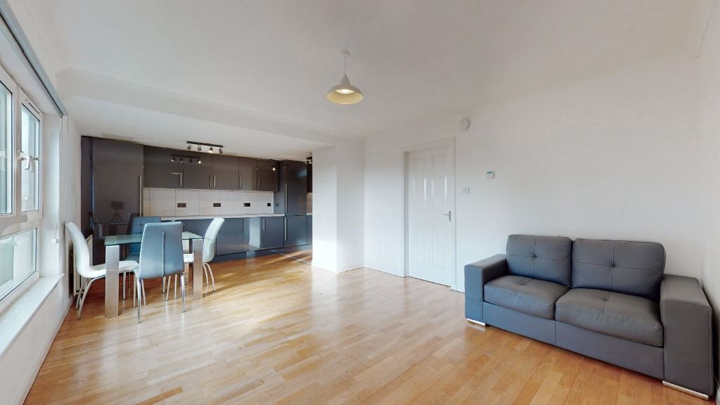 Property photo 3 of 14 Photo 3