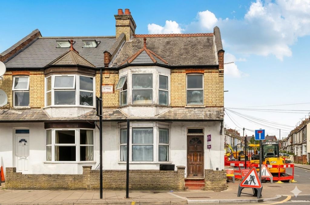 Property photo 1 of 8 Davidson Frost-Wellings, Dfw, Whitchurch Lane, Edg