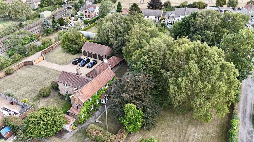 Additional image 46 of 4 bed detached house for saleAllisons Cottage, Barnetby DN38