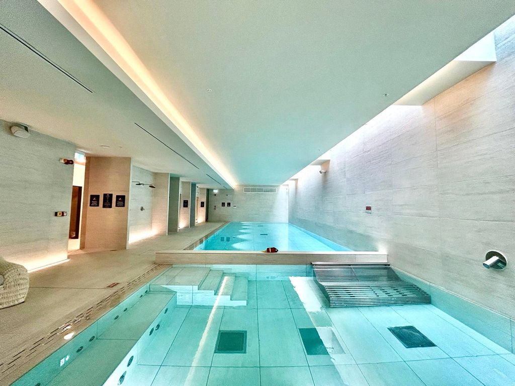 Property photo 2 of 18 Picture No. 16