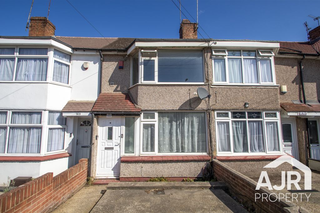 Property photo 1 of 8 2 Bed Terraced House To Rent Parkside Avenue, Bexleyheath Da7