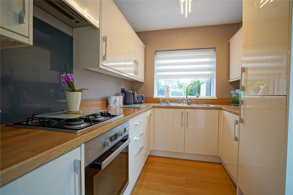 Property photo 3 of 19 Picture No. 09