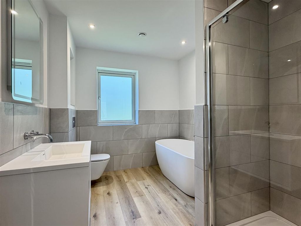 Additional image 16 of 4 bed property for saleColdwells Road, Holmer, Hereford HR1