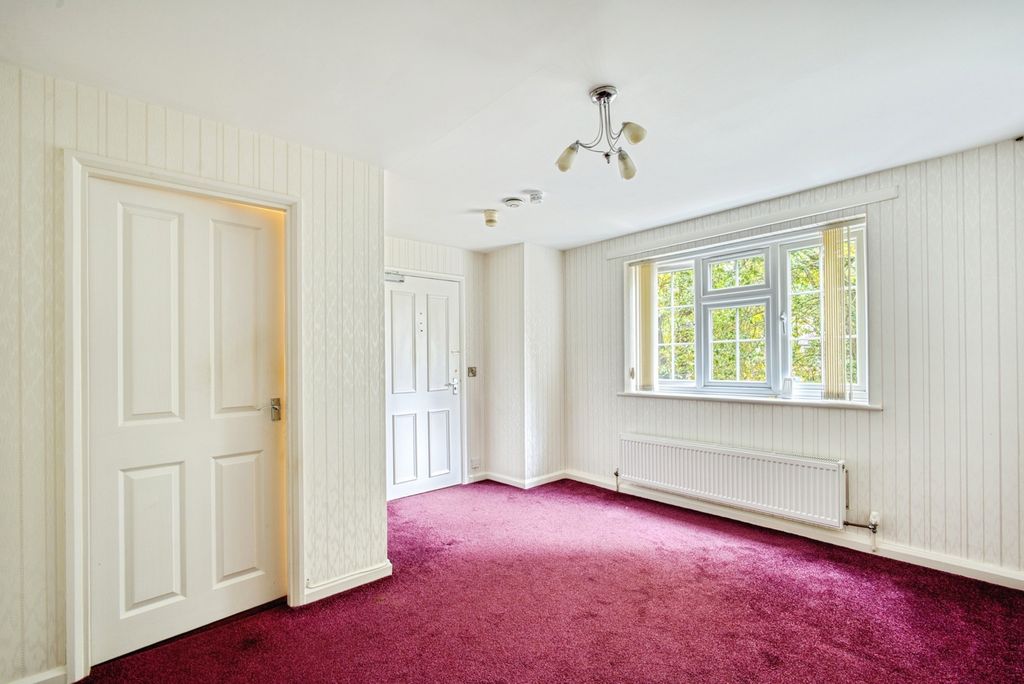 Property photo 2 of 20 Pbox-Img.Jpg