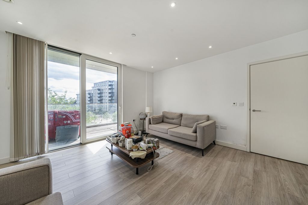 Property photo 2 of 17 James Barry - Dsc...
