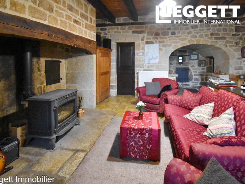 Property photo 2 of 10