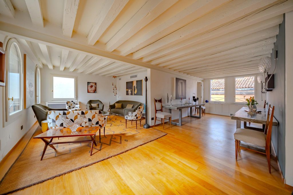 Property photo 1 of 30 Image