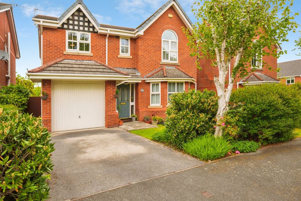 Property photo 1 of 17