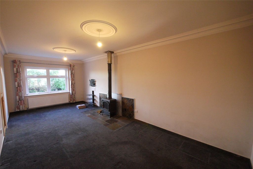 Property photo 2 of 15 Picture No. 21