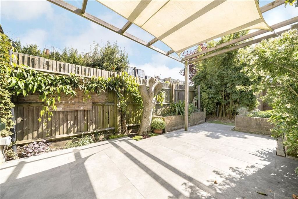 Property photo 3 of 10