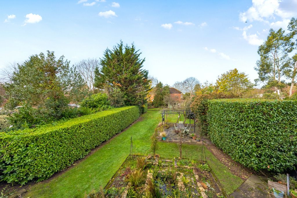 Property photo 3 of 19 Picture No. 15