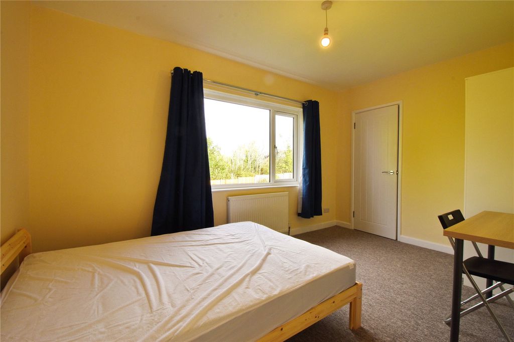 Property photo 3 of 7 Picture No. 01
