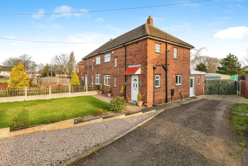 Property photo 1 of 20 2A8A0796