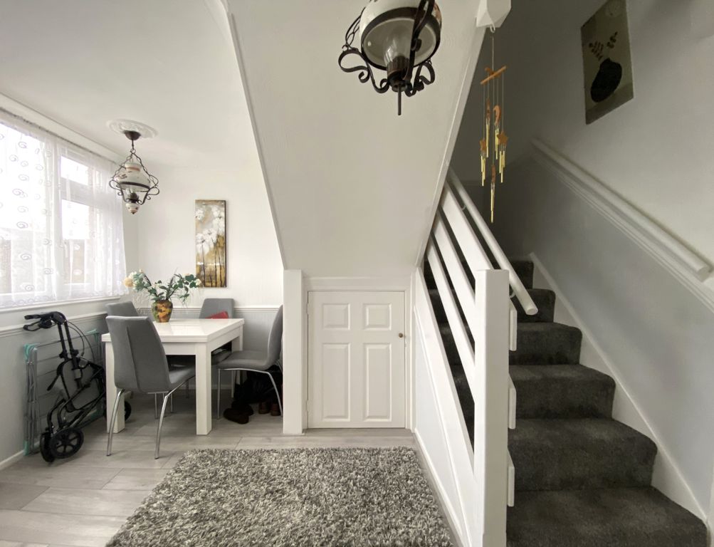 Property photo 3 of 13 Dining Room