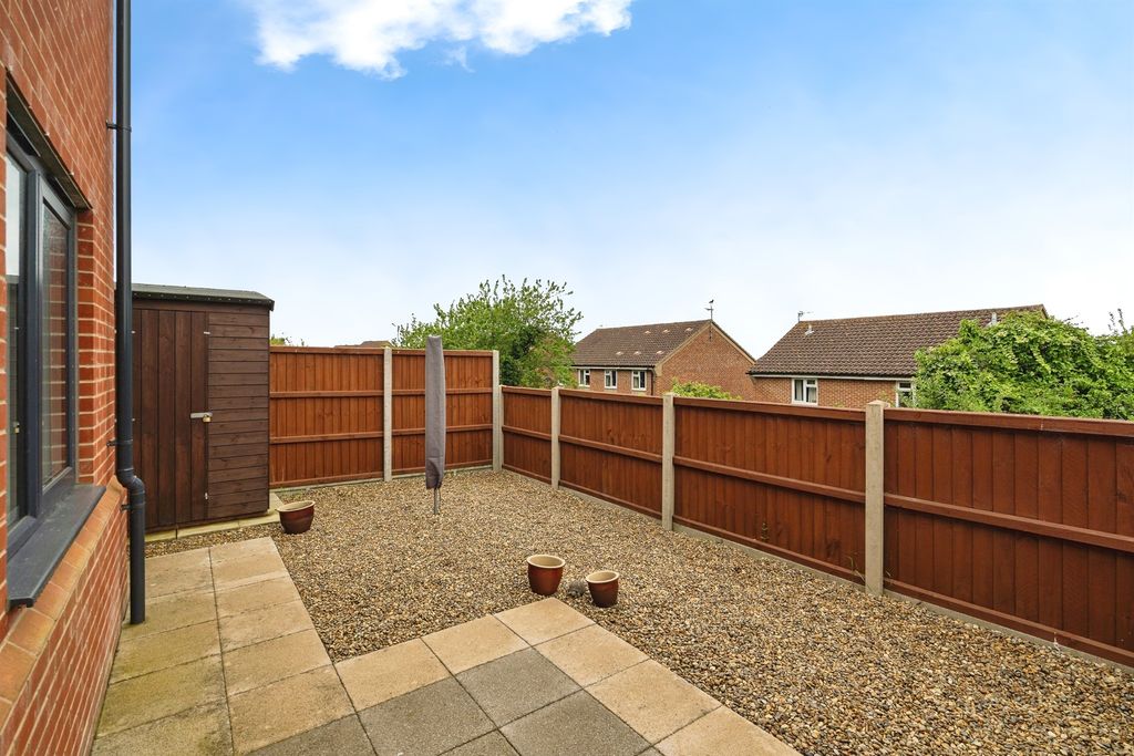 Property photo 3 of 17