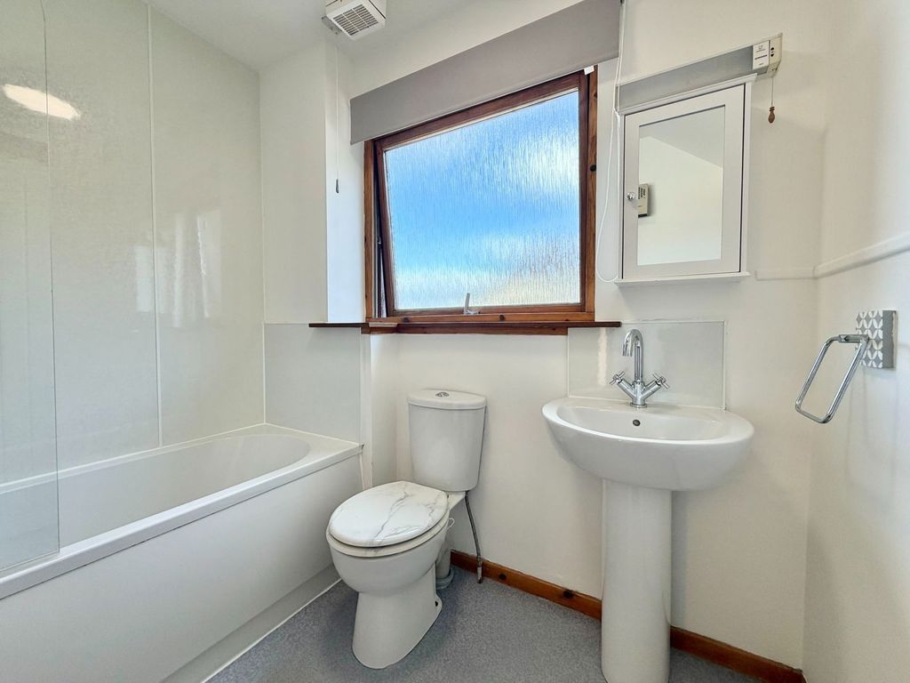 Additional image 13 of 2 bed flat for sale79 Drumdevan Road, Inverness IV2