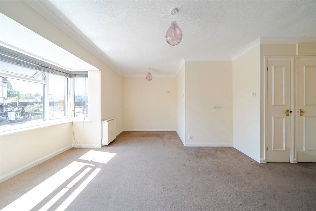 Property photo 3 of 19 Picture No. 08