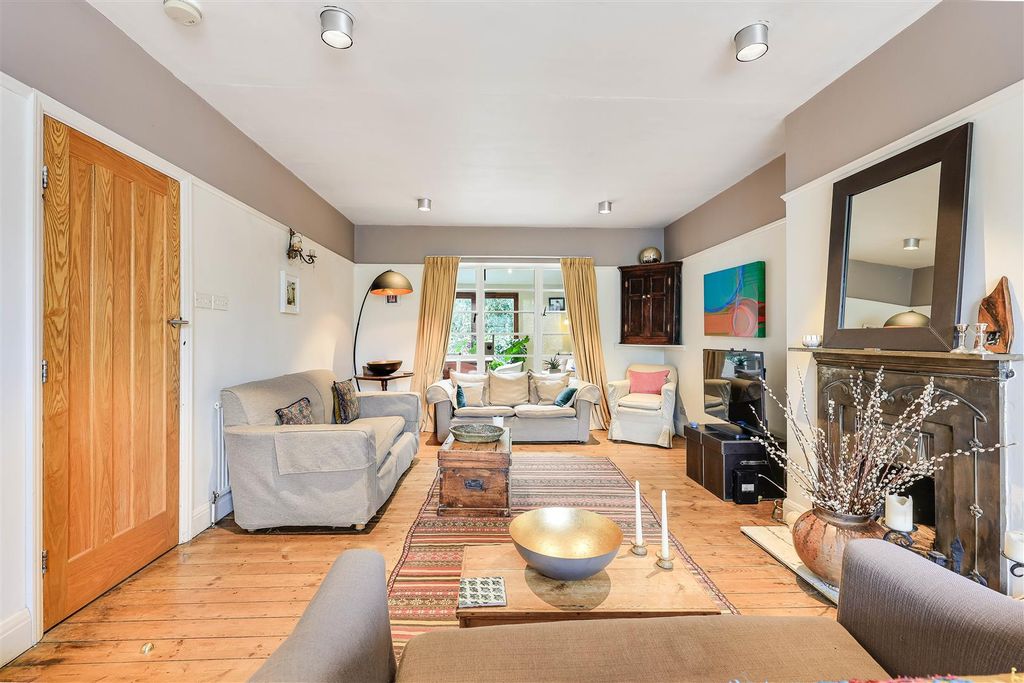 Property photo 2 of 36 Img (6).Jpg