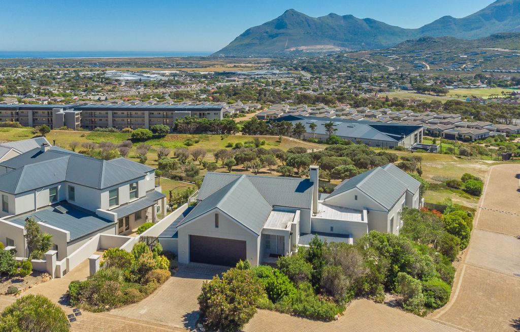 Property photo 1 of 55 Fh1735078