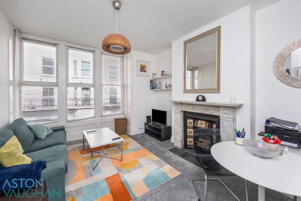 Property photo 2 of 9 5330531