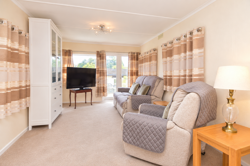 Property photo 2 of 7 Bright Neutral Living Room Interior (1)