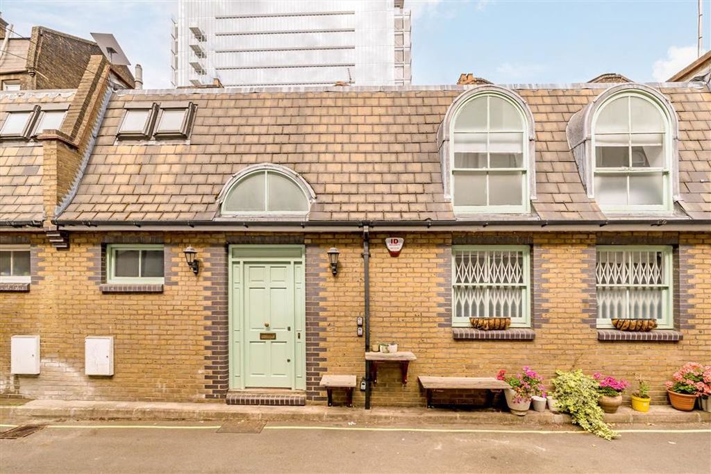 Property photo 1 of 8
