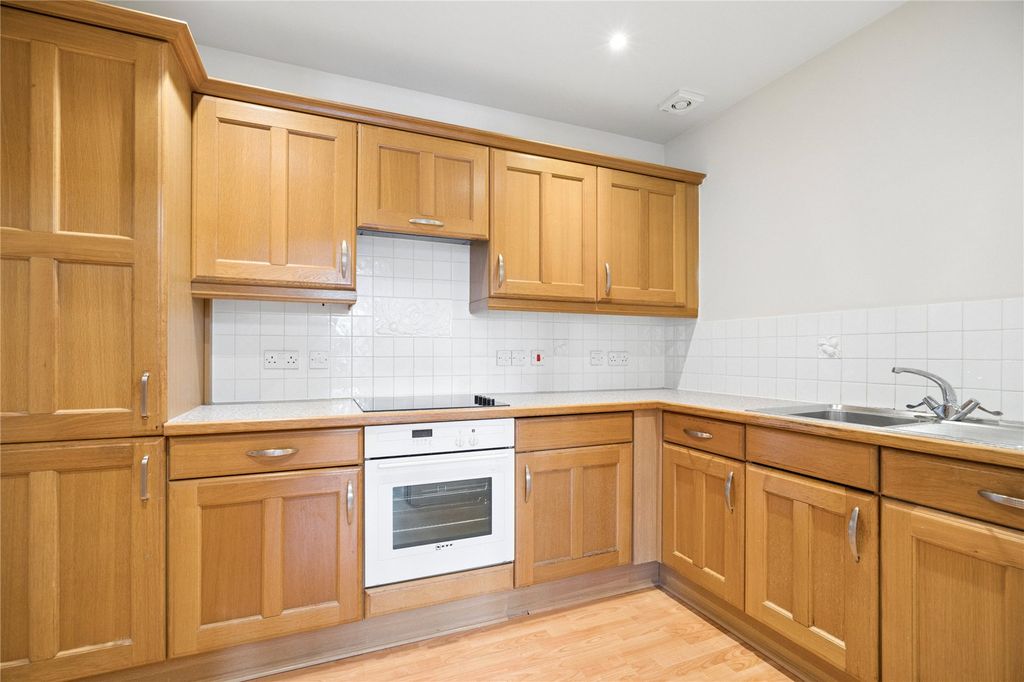 Property photo 2 of 16 Kitchen