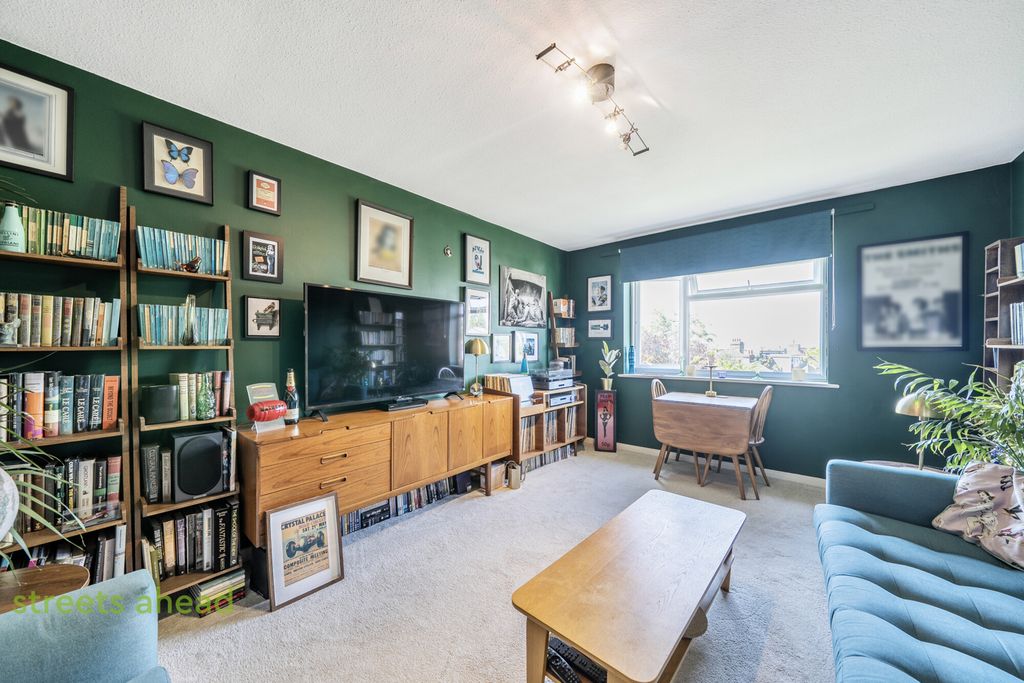 Property photo 2 of 15 6F2d04E1-B614-43A...