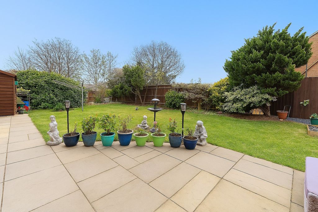 Property photo 2 of 16
