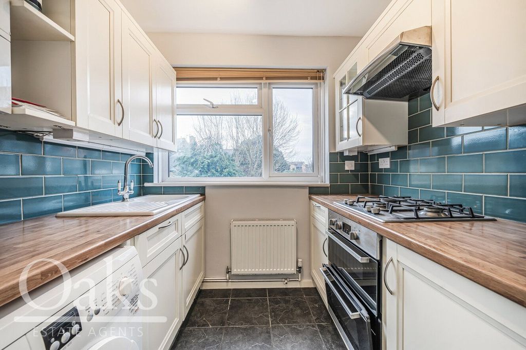 Property photo 3 of 16 Picture No. 04