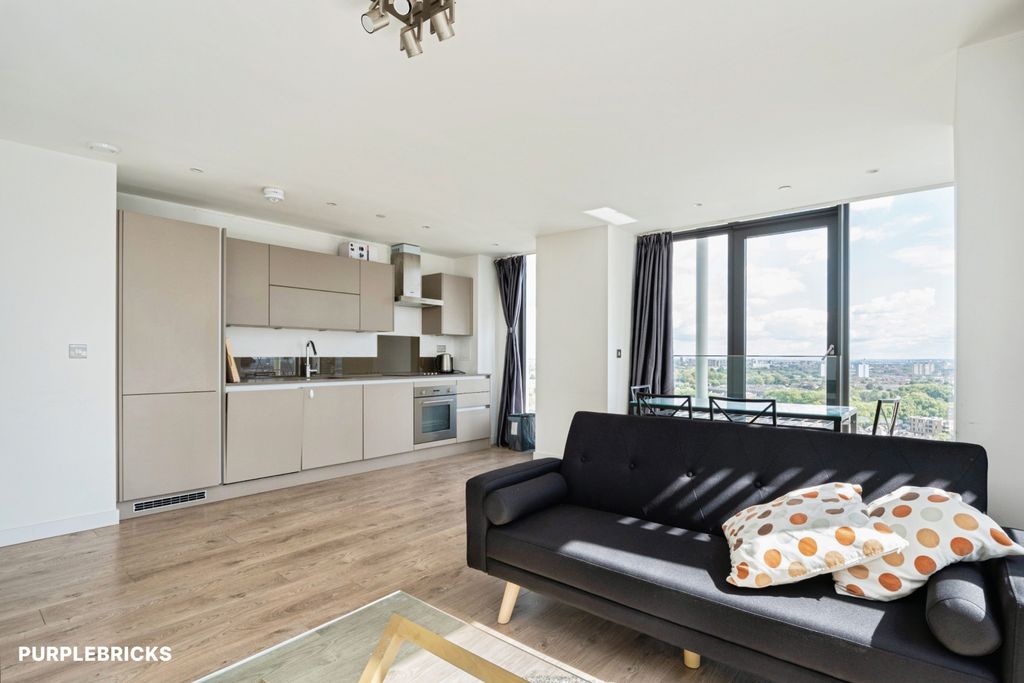 Property photo 2 of 17 Open Plan Living