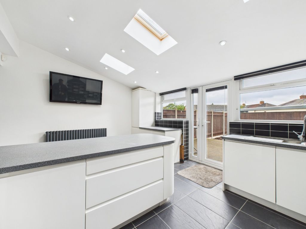 Property photo 3 of 16 4454147
