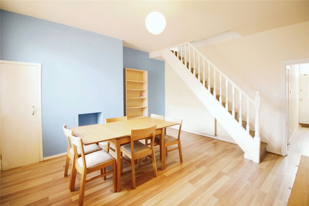 Property photo 3 of 13 Picture No. 16