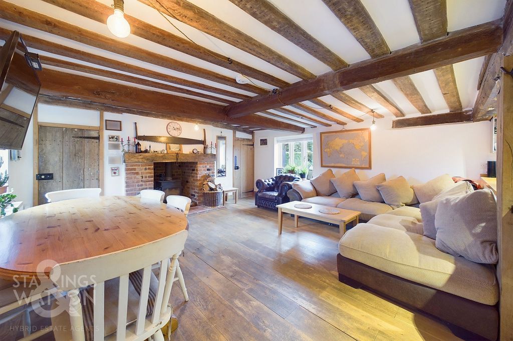 Property photo 3 of 58