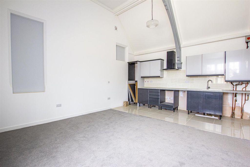 Property photo 1 of 12 Kitchen/Dining/Living Room