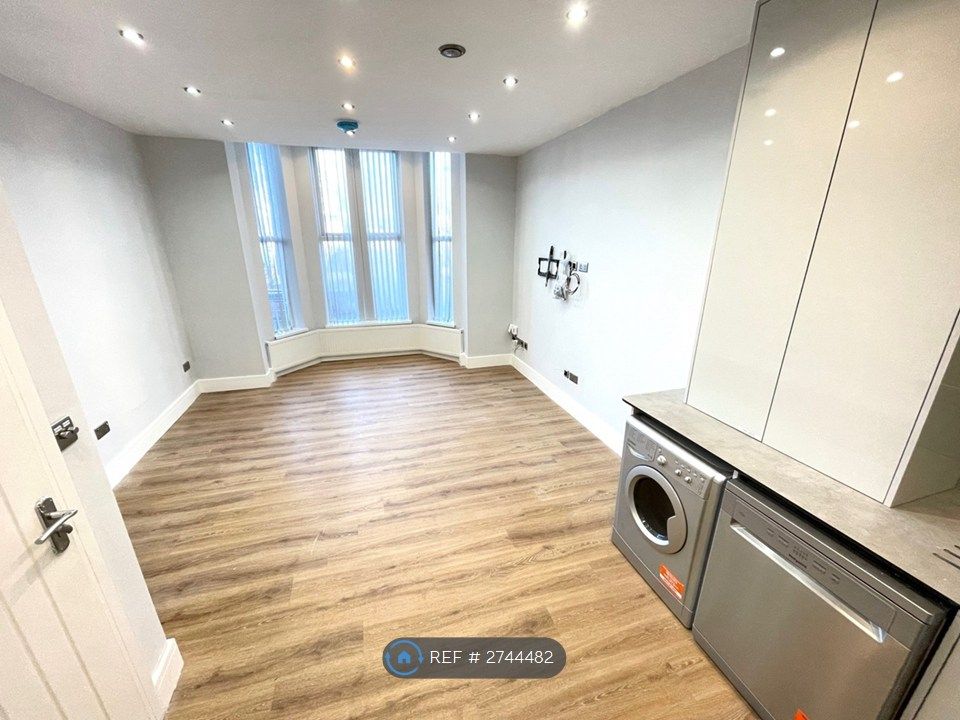 Property photo 3 of 18 Open Plan Living Space