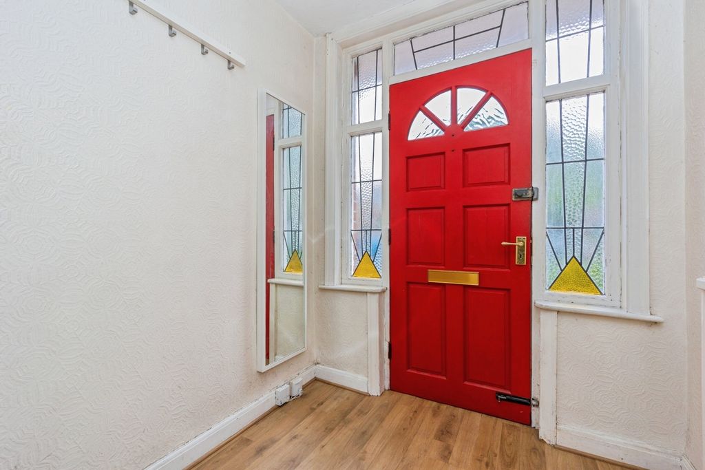 Property photo 2 of 18 Pbox-Img.Jpg
