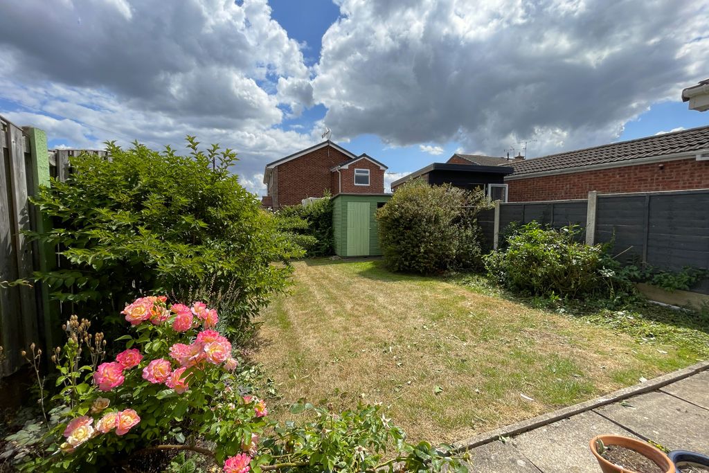 Property photo 2 of 19 17