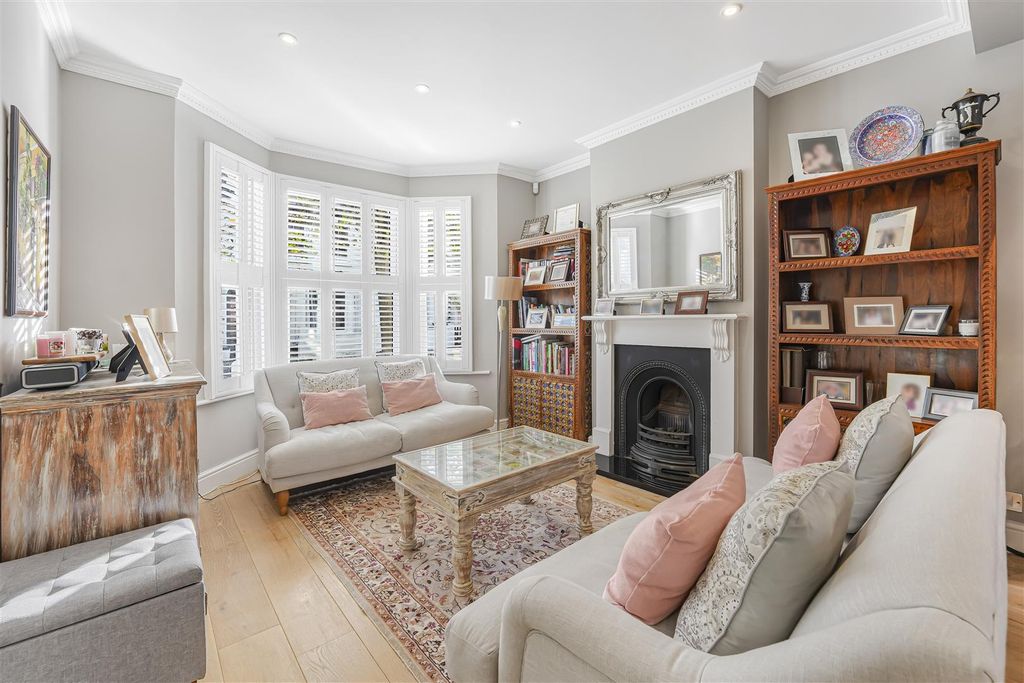 Property photo 2 of 20 Mnh06663.Jpg